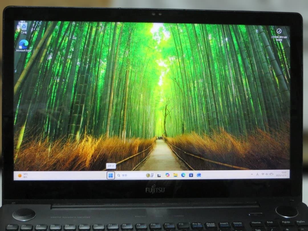 FUJITHU　FMV　LIFEBOOK　AH77／B1