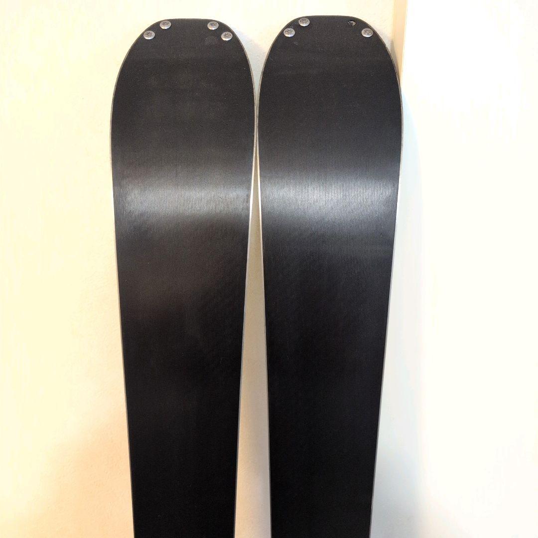 ATOMIC オールラウンド板 167cm ブラックアイPT+XTO10