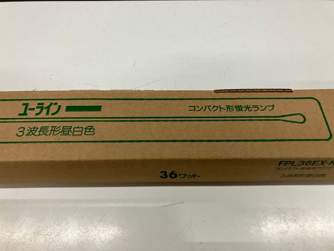 TOSHIBA FPL36EX-N 36ワット コンパクト形蛍光灯　40本セット