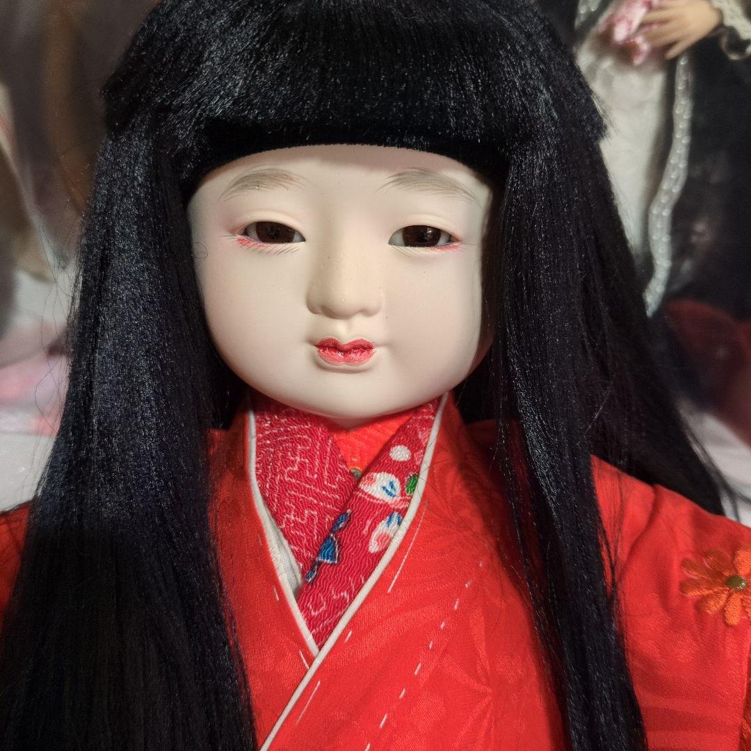 市松人形 赤い和服