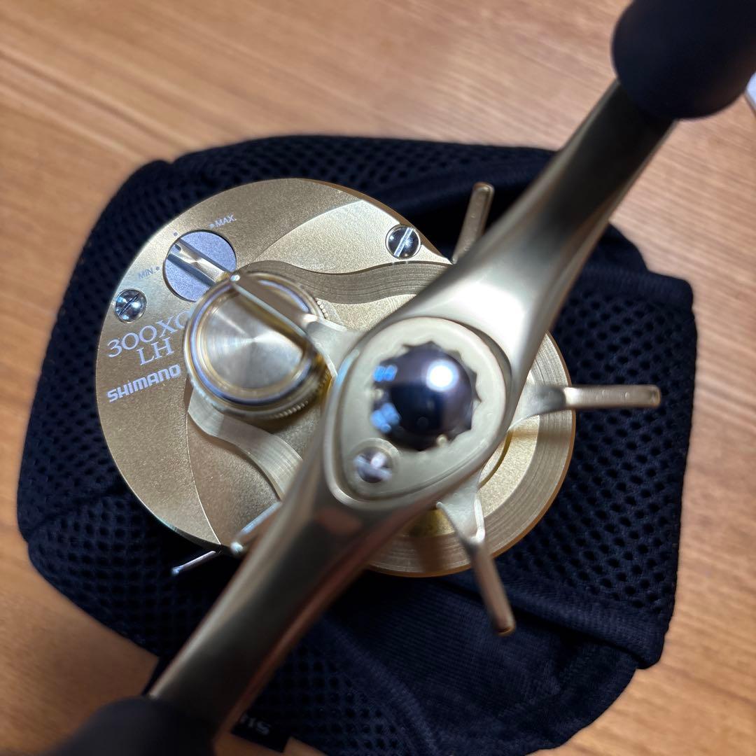 シマノ 23カルカッタコンクエストMD 300XGLH