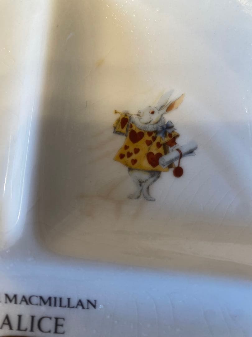 不思議の国のアリス　お皿　カップ　食器セット　THE MACMILLAN
