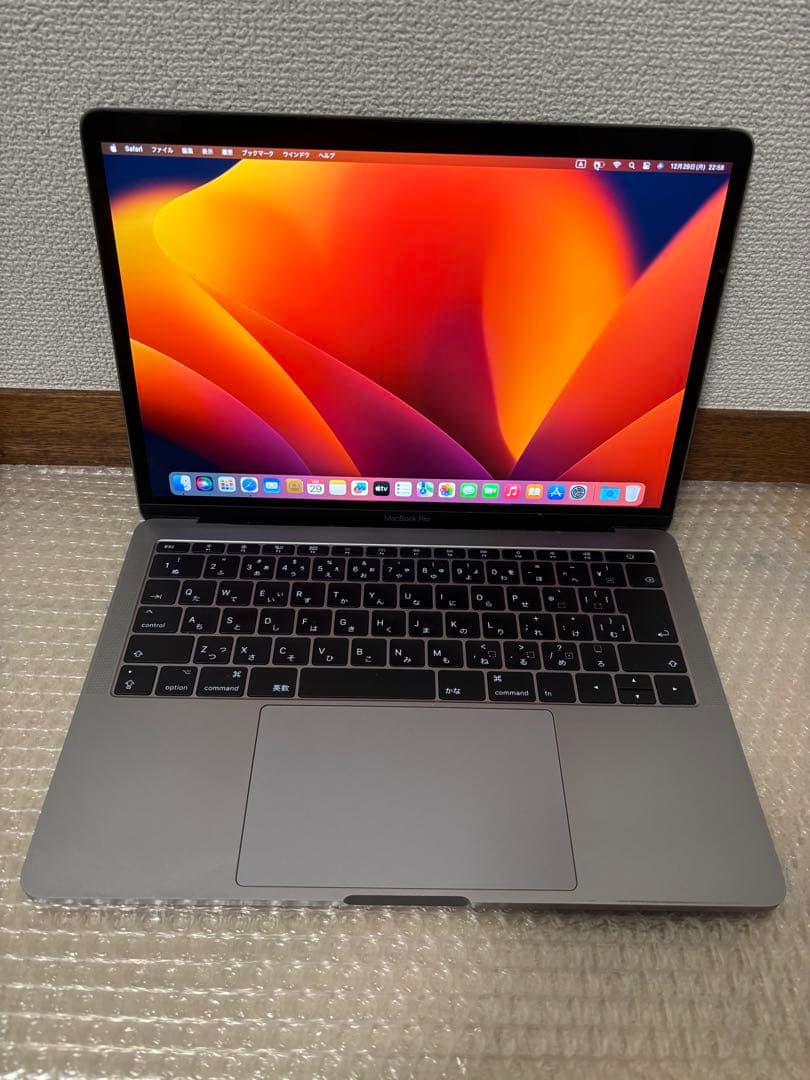 MacBook Pro 13インチ　2017 retina A1708 256