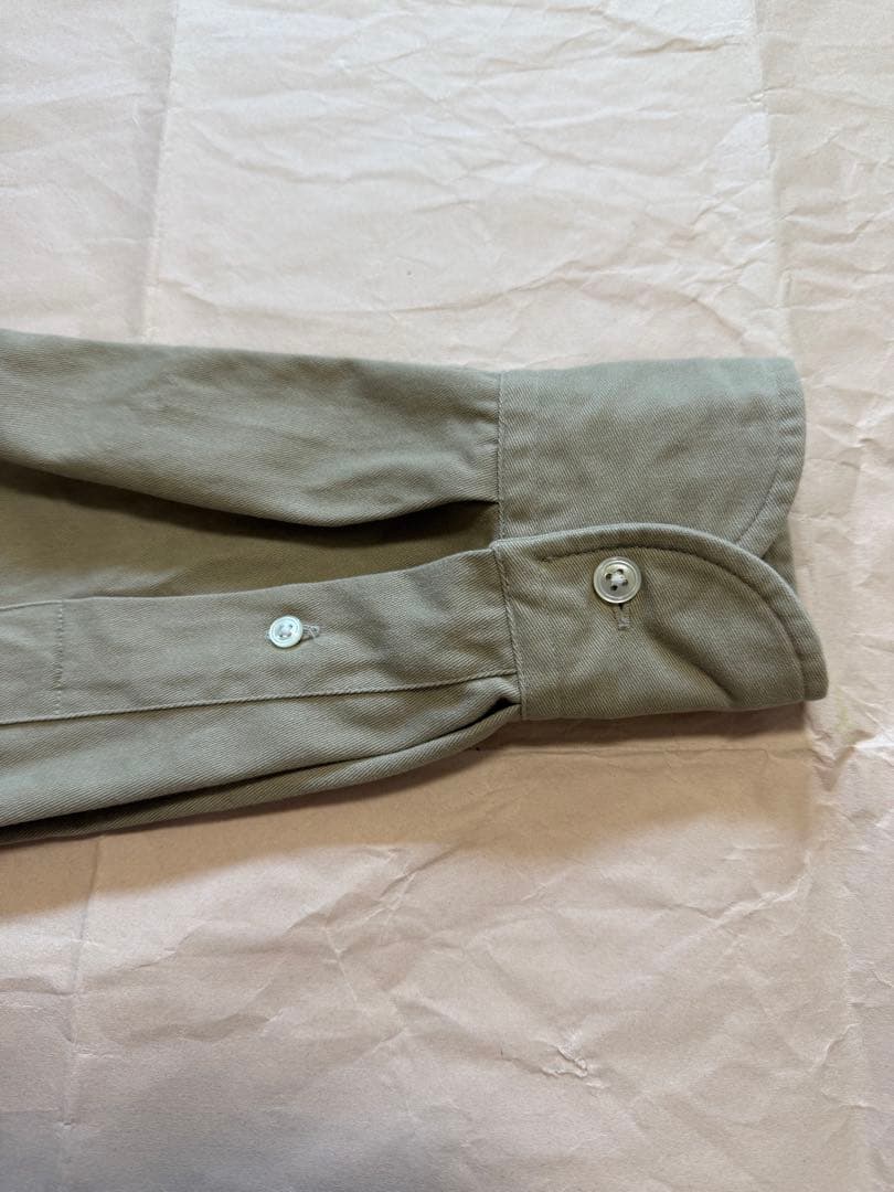 Drake’s BEAMS F 別注　ベージュ ツイル レギュラーカラーシャツ