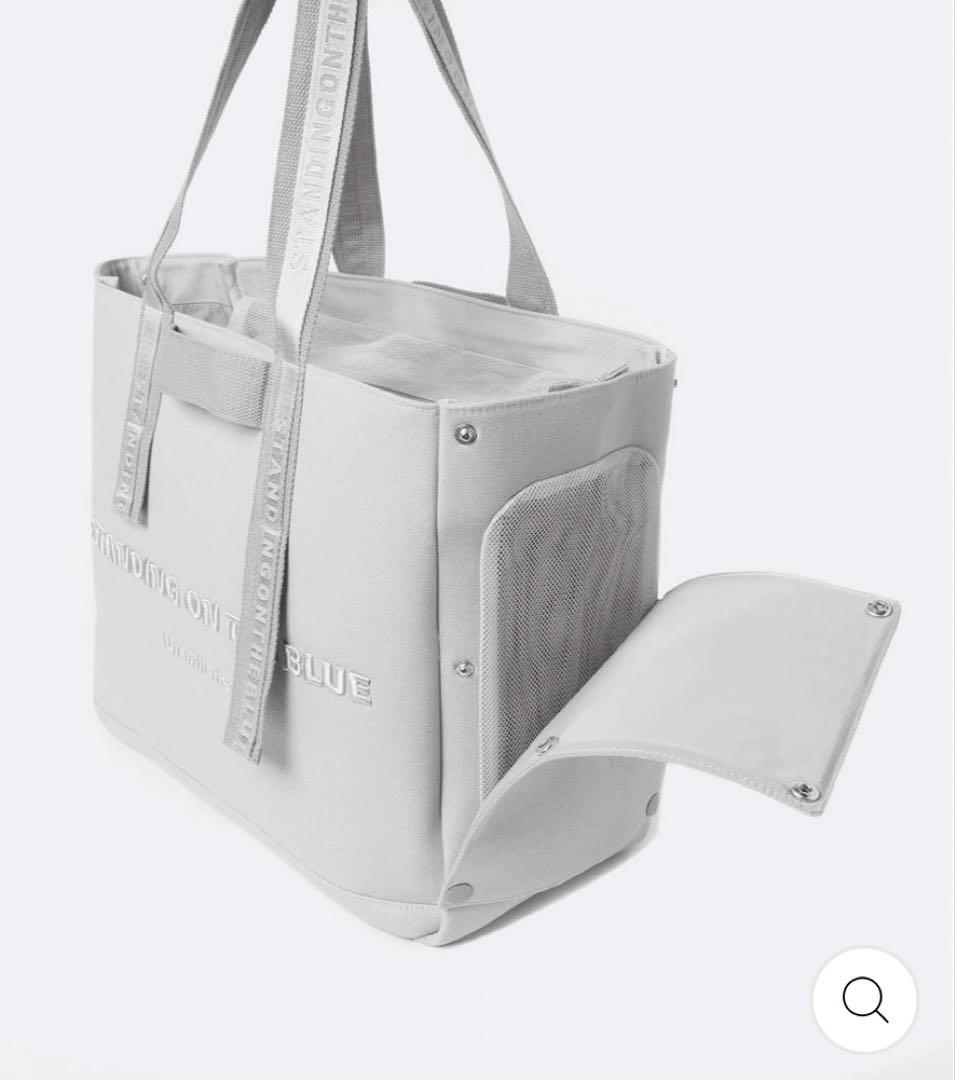 Standing on the blue Ultimate トートバッグ