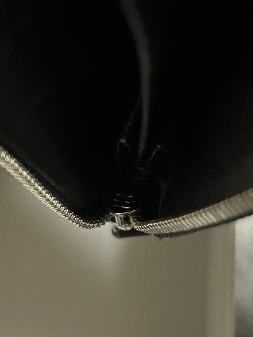 バレンシアガ　財布　ジップウォレット