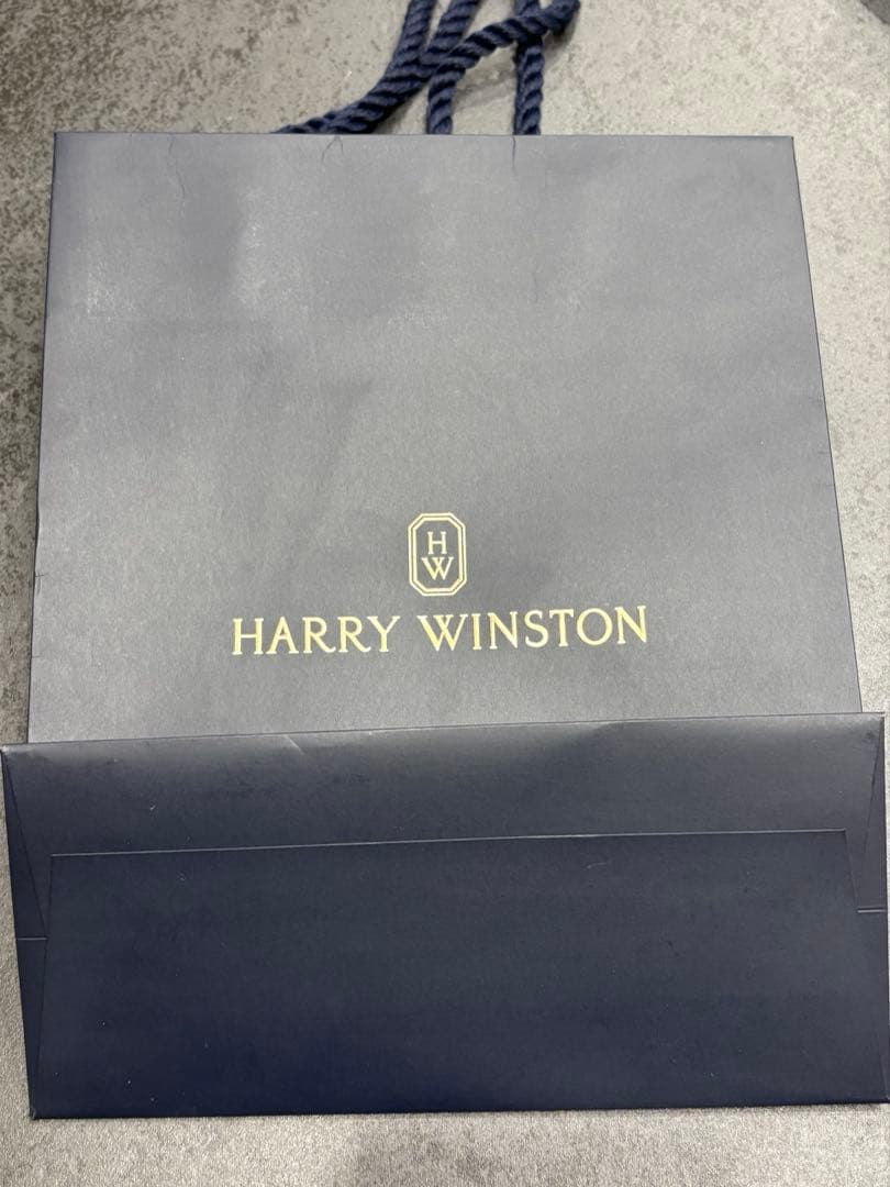 HARRY WINSTON ペアリング　空箱　レザーケースと付属品
