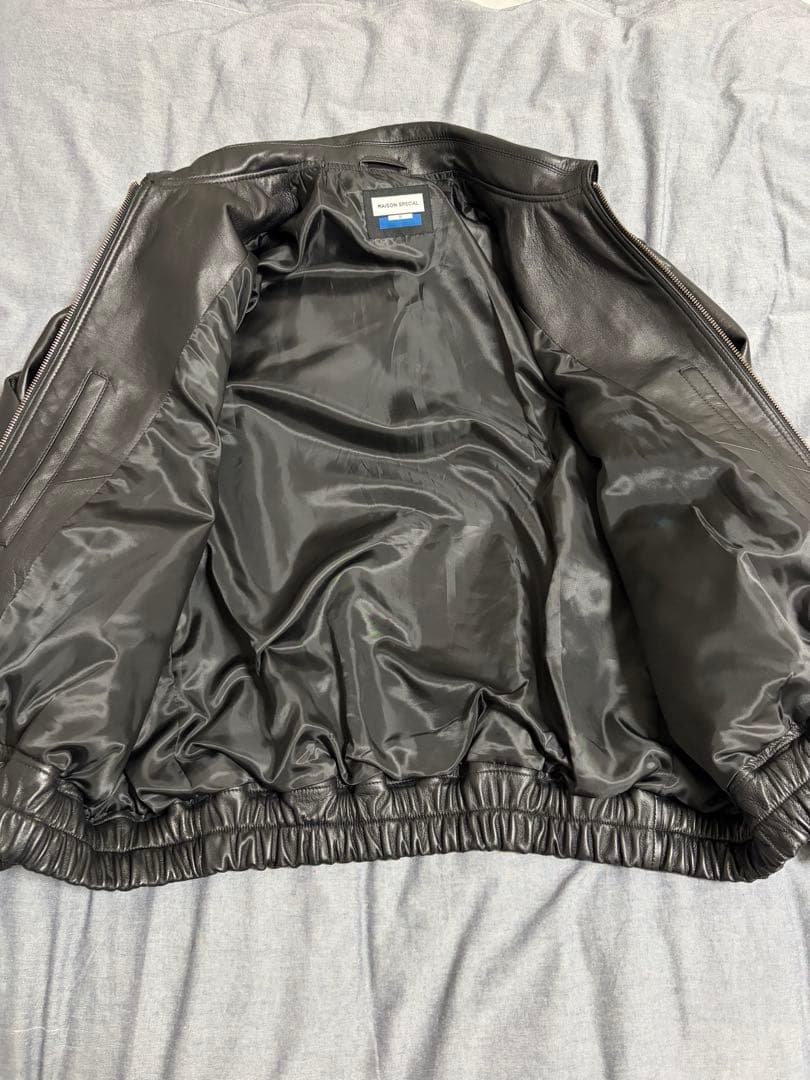 メゾンスペシャル シープレザーシングルカラーブルゾン ブラック サイズ1