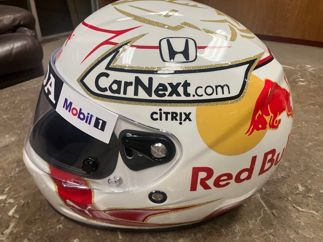 MAX VERSTAPPEN レッドブルホンダ1/1ヘルメット　サイズM