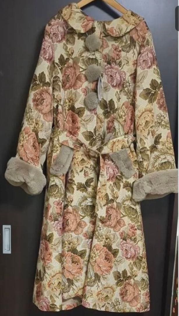 ノエルドメモワール ゴブラン　コート　ベージュ　クラロリ　くる実