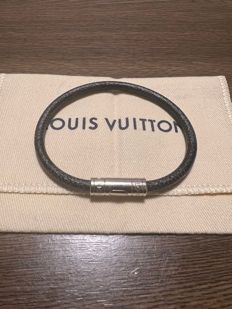 y*e様 LOUIS VUITTON ブレスレット・キープ イット 袋有り　ダミ