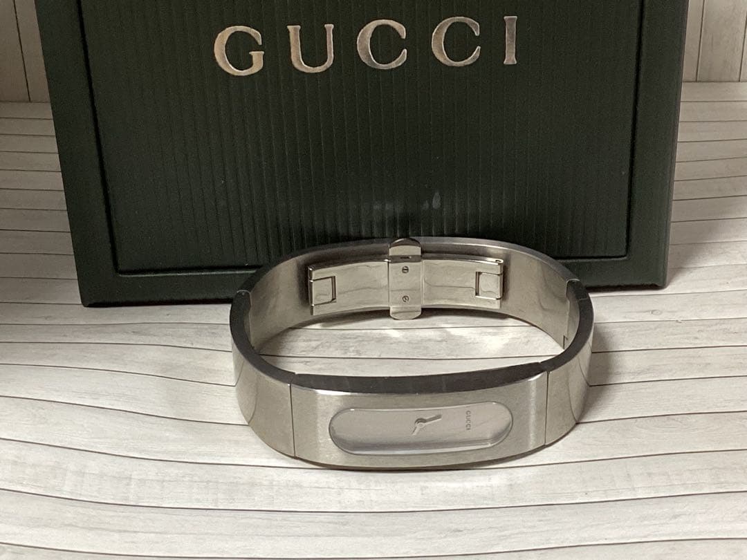 美品稼働品グッチGUCCI ステンレススチール 腕時計バンド本物