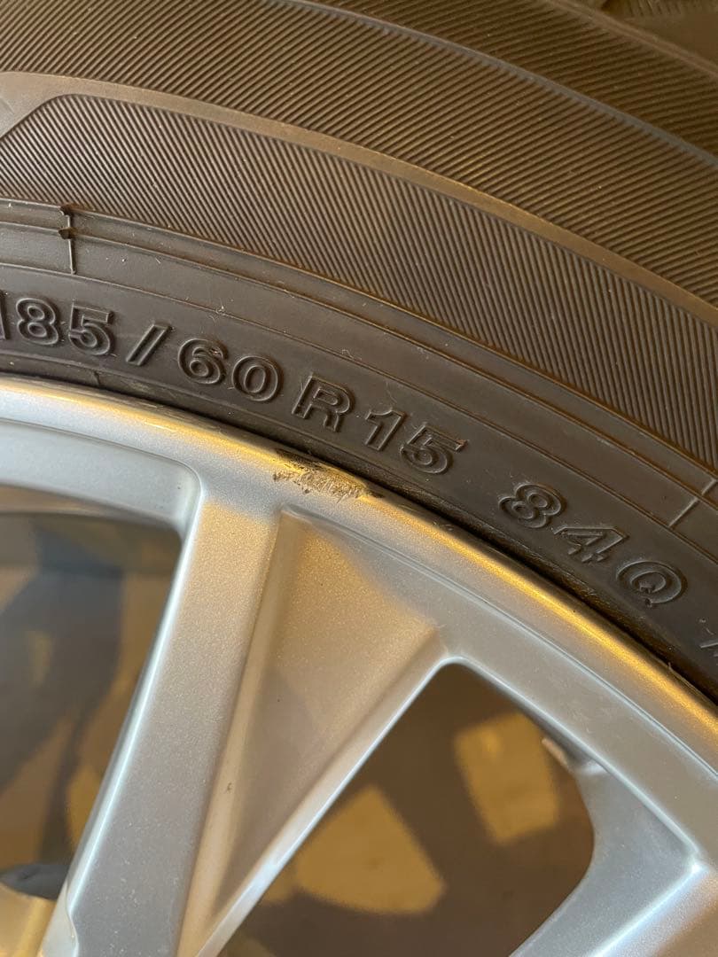185/65R15 ヨコハマ　スタッドレス　weds