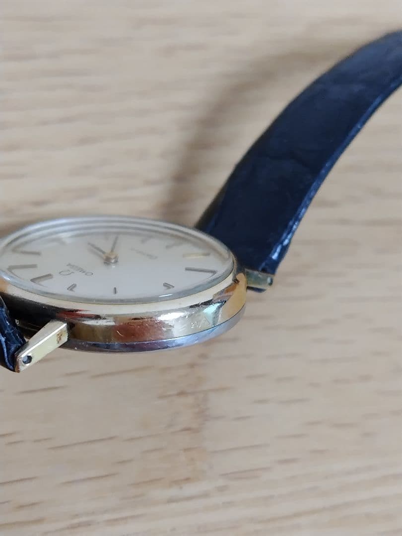 OMEGAオメガ Geneveジェノヴァ 手巻き腕時計 レディース