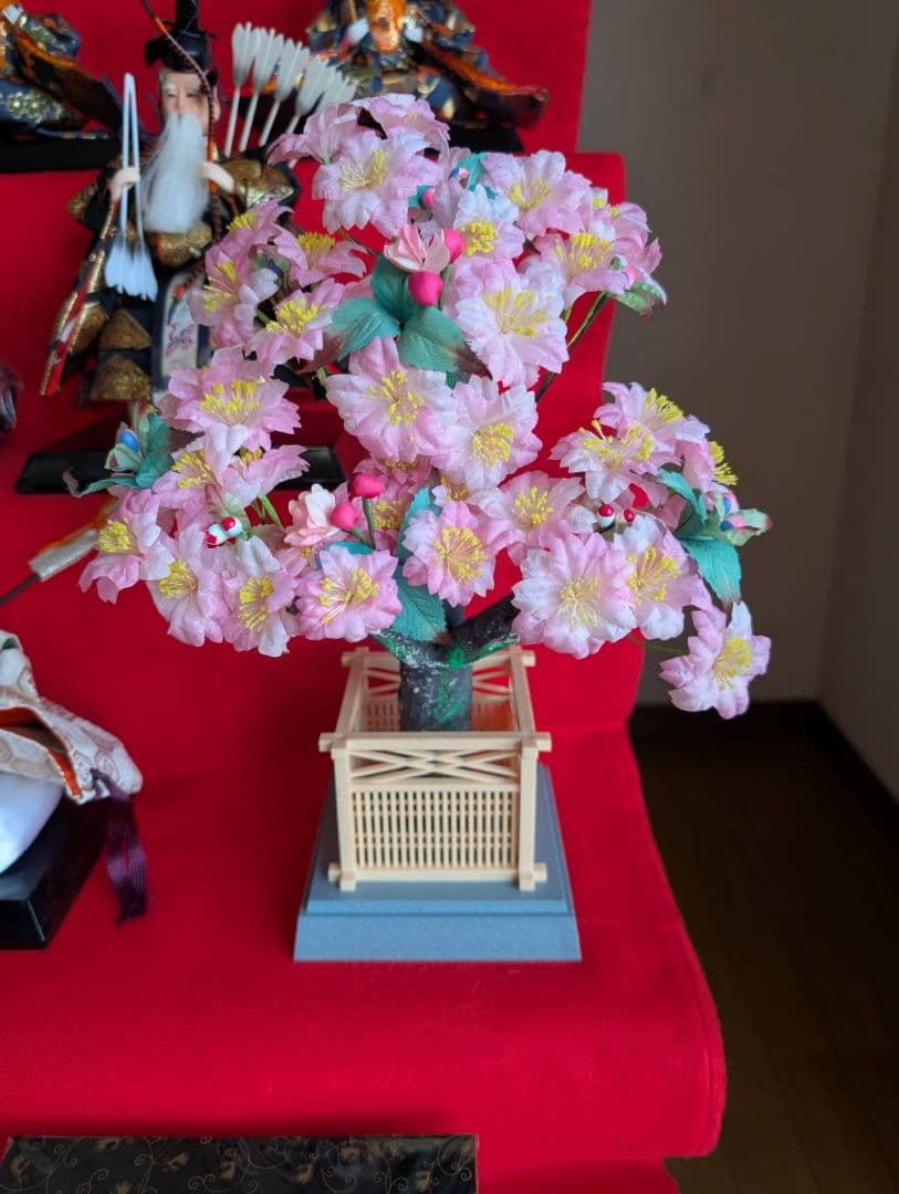 送料込【3出品全て落札必須 2/3】ひな人形 7段 15人飾り 40号（装飾品）