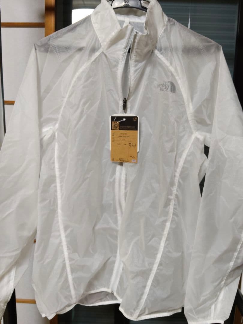 THE NORTH FACE クリアカラーウィンドブレーカー
