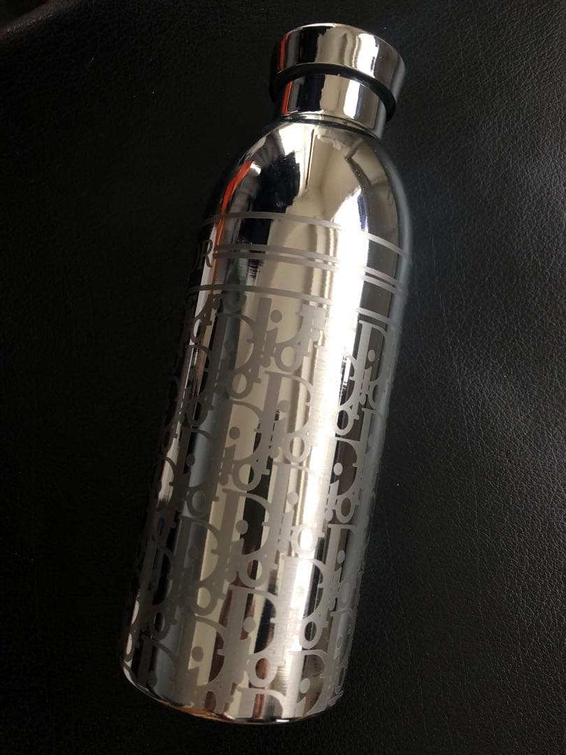 diorトロッター 水筒 ステンレス 24Bottles