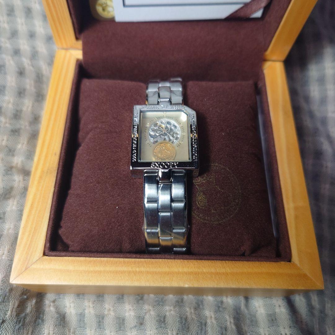  KING スヌーピー ゴールドメダルスケルトンウォッチ(ゴールド)