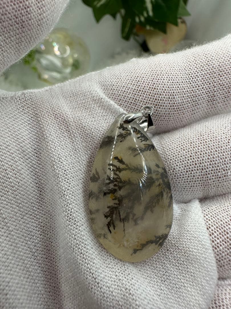 デンドリッククォーツゴールデンヒーラーペンダントトップNo305