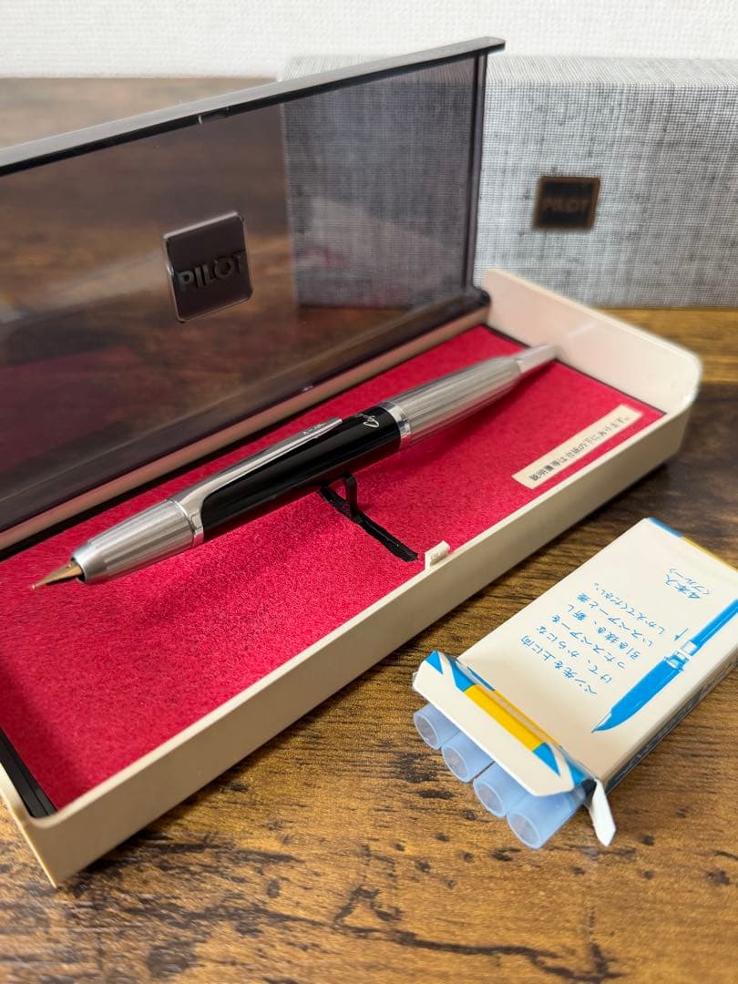 新品未使用　1971年製　白蝕刻　キャップレス　ストライプ　14金　万年筆　細字