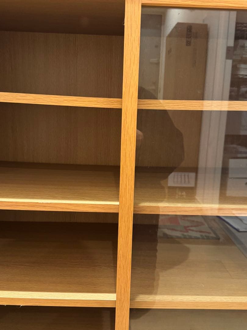 無印良品　オークガラスキャビネット　食器棚
