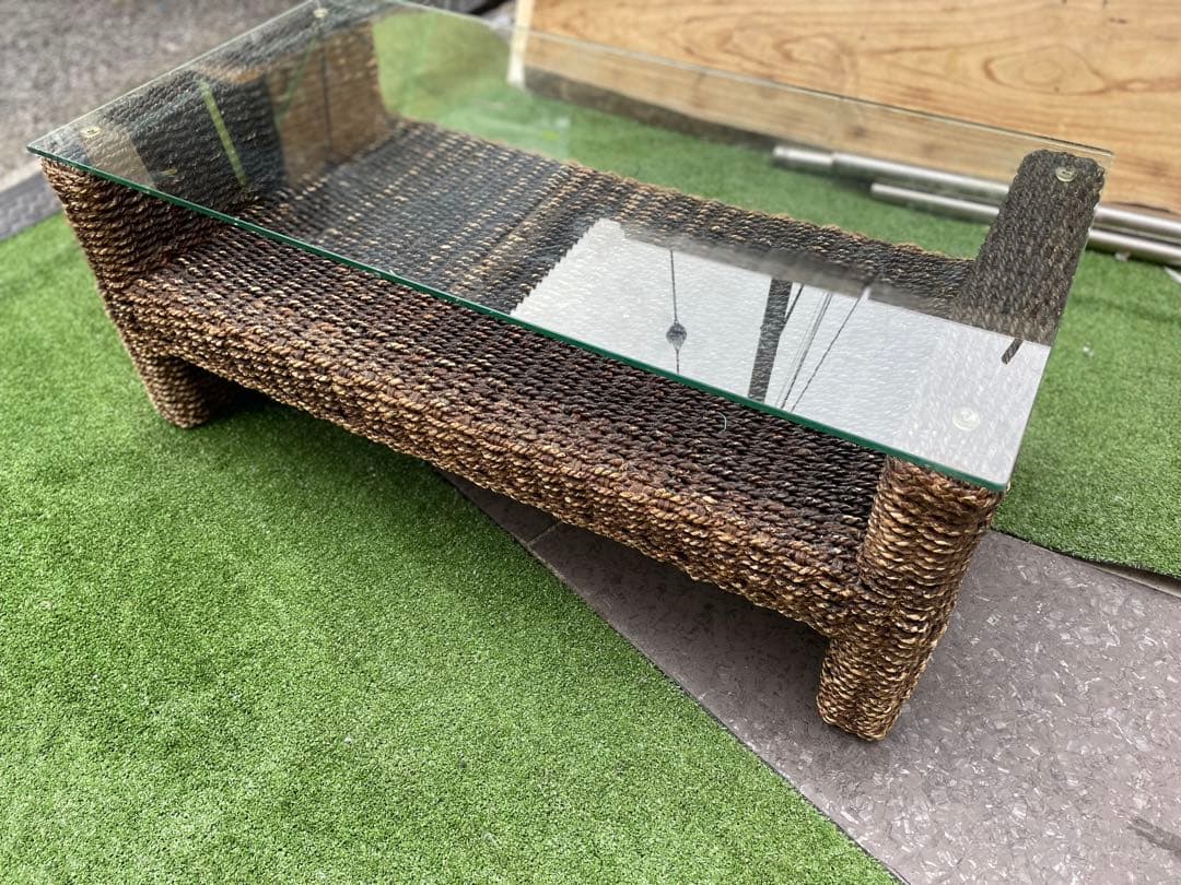 ⭐︎【良質】⭐︎アジアン家具　ダイニングガラステーブル　収納スペース付き