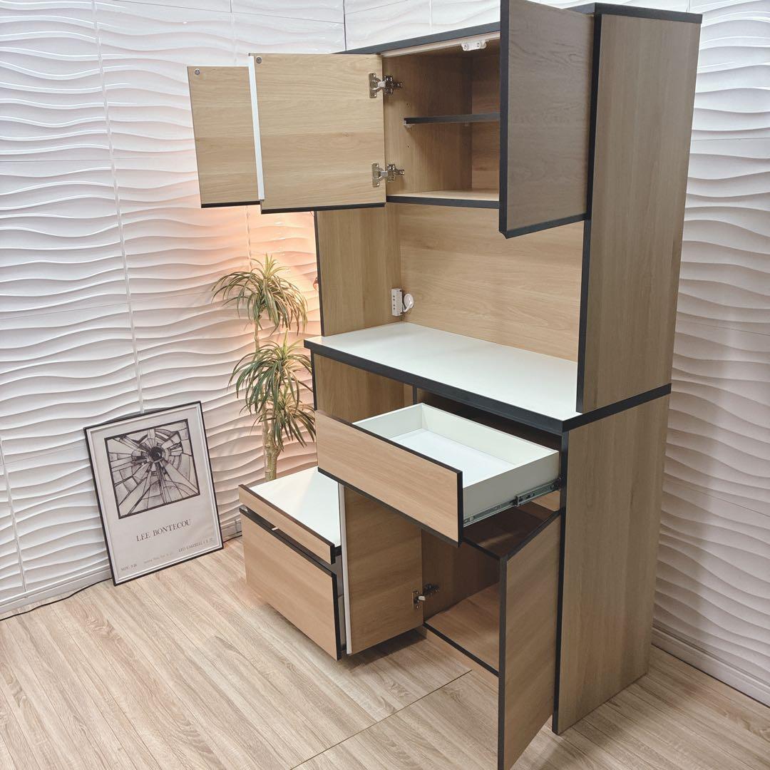 ◇大阪府 神戸市 配達料無料！◇美品！◇土井インテリヤ◇食器棚◇キッチンボード◇