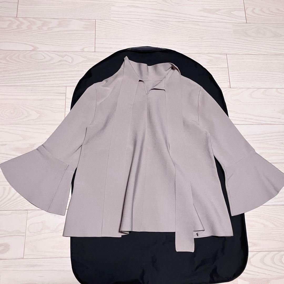 美品　ADORE くすみピンク ソフトニット フレアスリーブ リボン ボウタイ