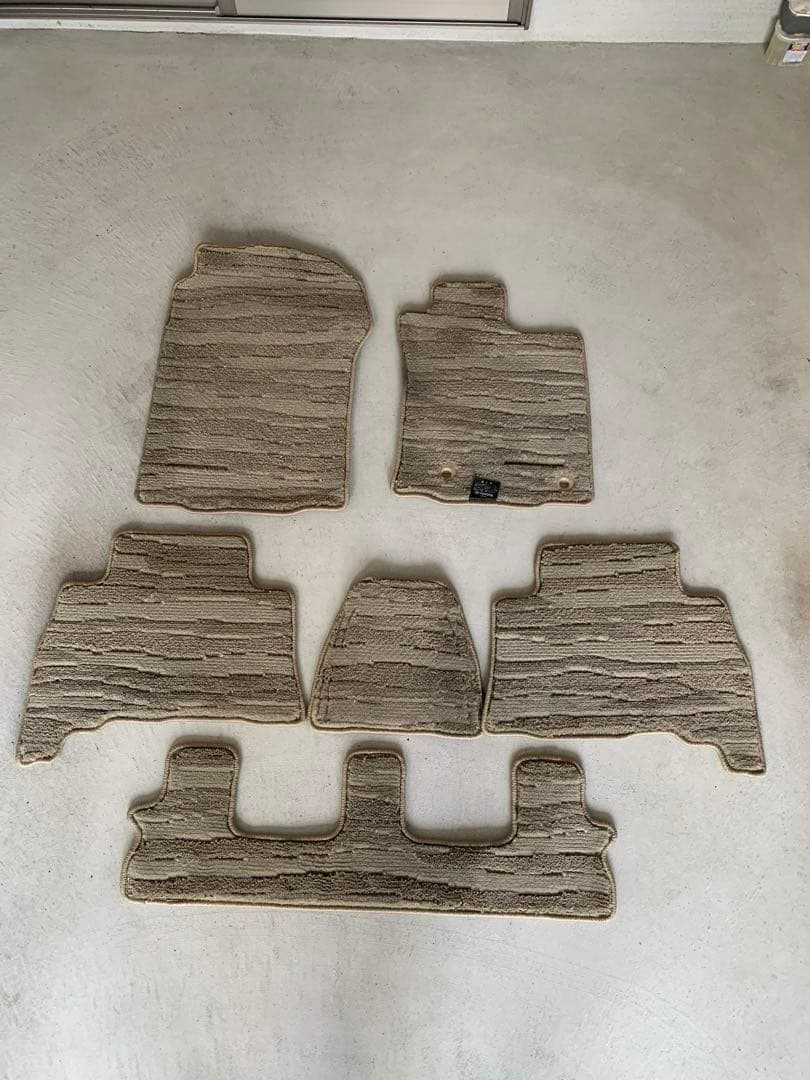 トヨタ　ランドクルーザープラド　150後期　純正フロアマット　7人用