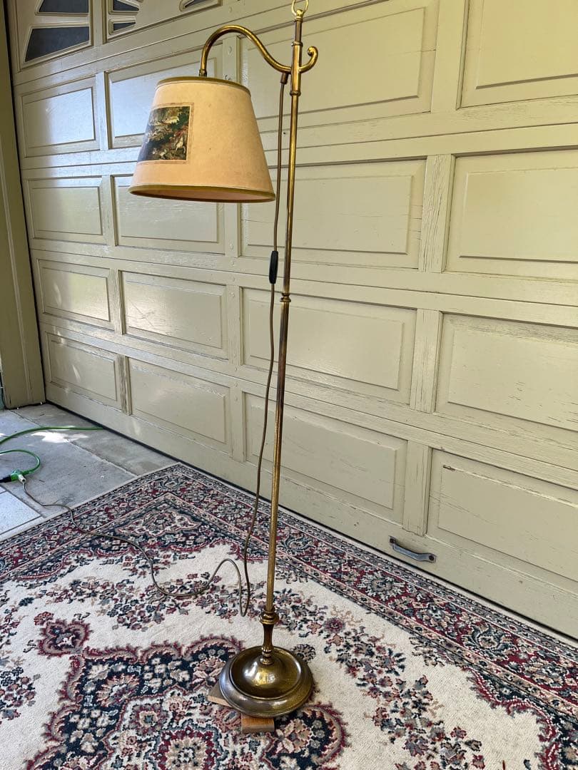 ぱせり　真鍮フロアライトクラシック 狩猟画 ランプシェード
