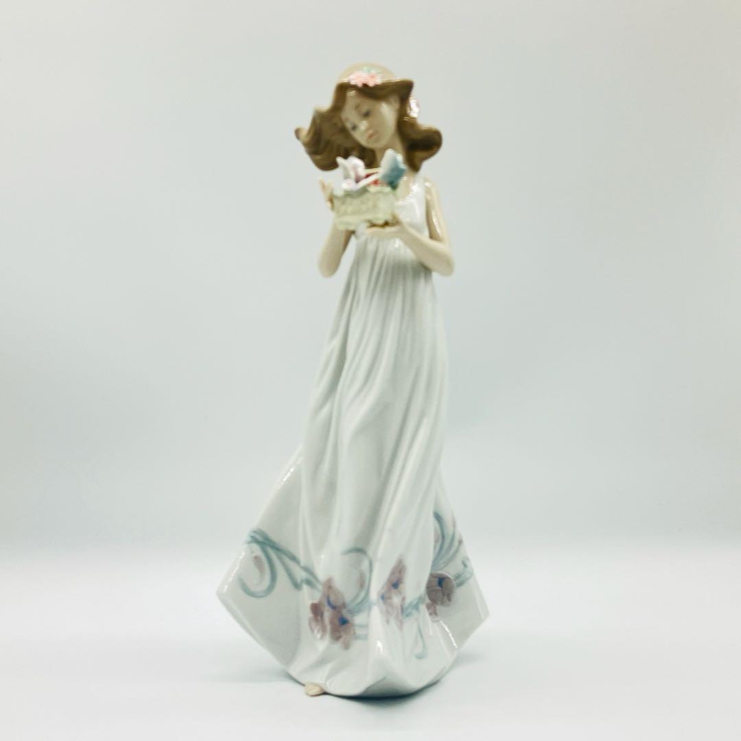 定価66,000円　リヤドロ LLADRO 私の宝物　6777 訳あり美品