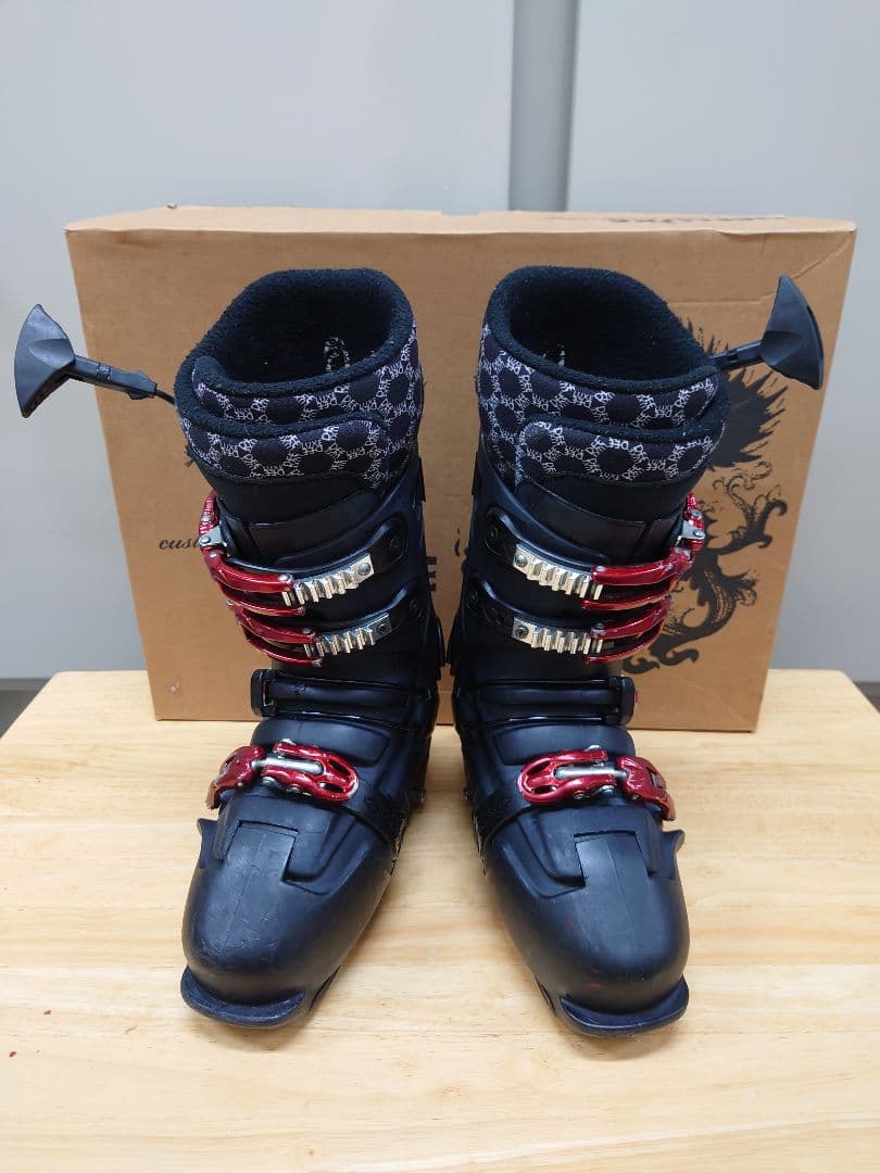 DEELUXE　TRACK 325　アルペンスノーボードブーツ