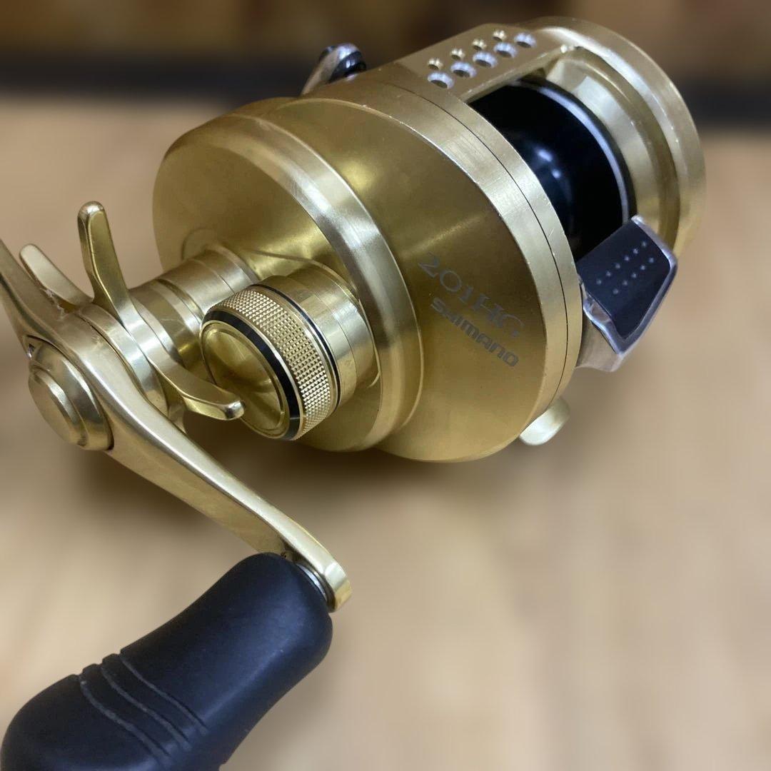 シマノ　カルカッタコンクエスト　201 HG ハイギア　左　ルアー