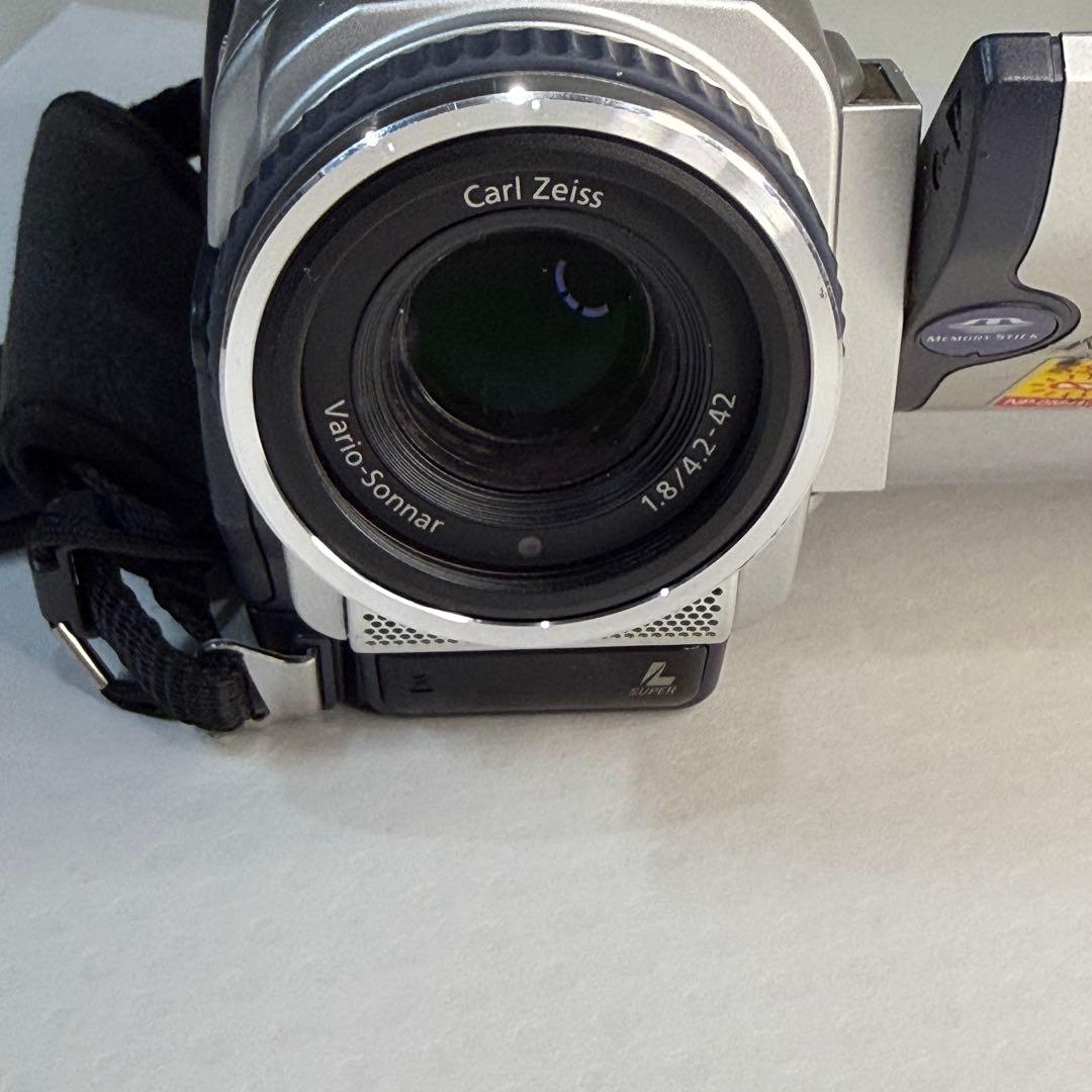 SONY DCR-TRV30 ビデオカメラ 本体