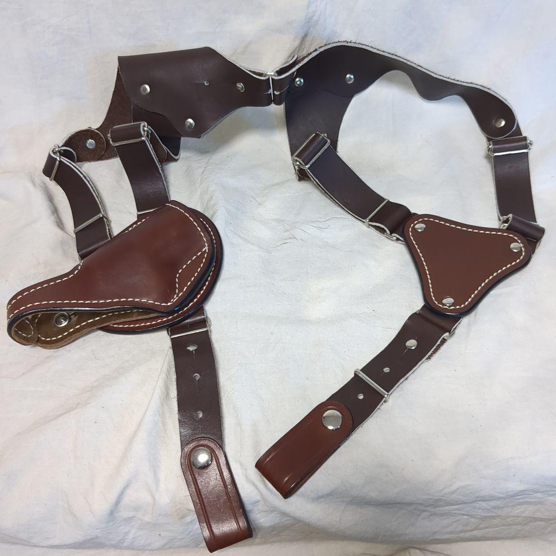 レザーアートケイン　kein 本革レザーショルダーホルスター　小型ピストル用