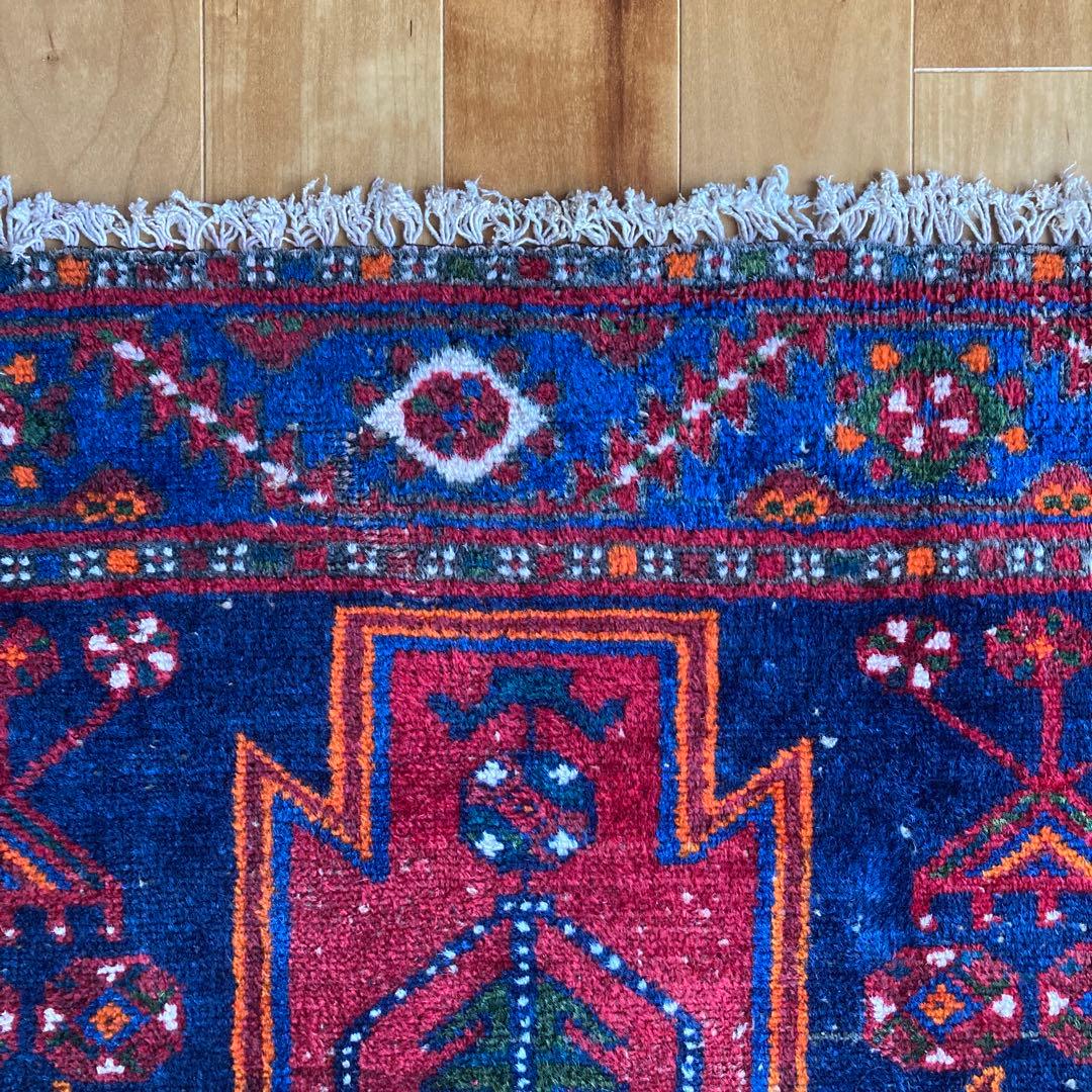 ヴィンテージラグ　トライバルラグ　ハマダン　メダリオン