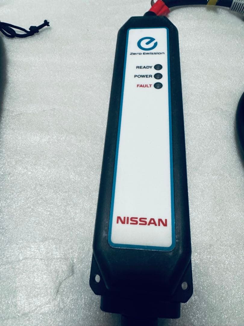 最新型番　日産リーフ充電ケーブル　 6WX0A 705