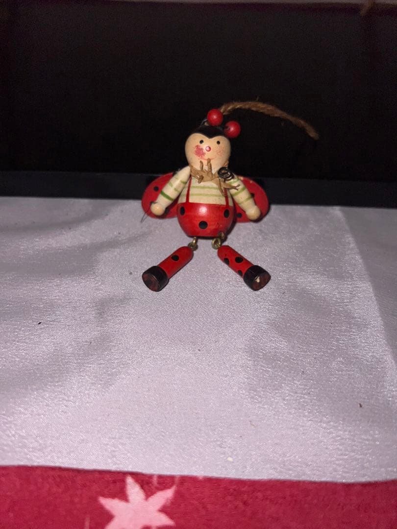 【縁起物】　少女のお守り