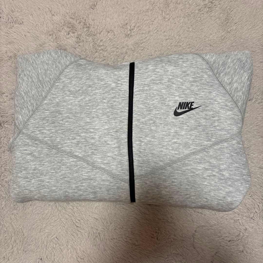 NIKE　テックフリース　セットアップ　上下