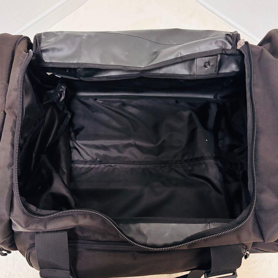 UNDER ARMOUR キャリー　バッグ アンダーアーマ