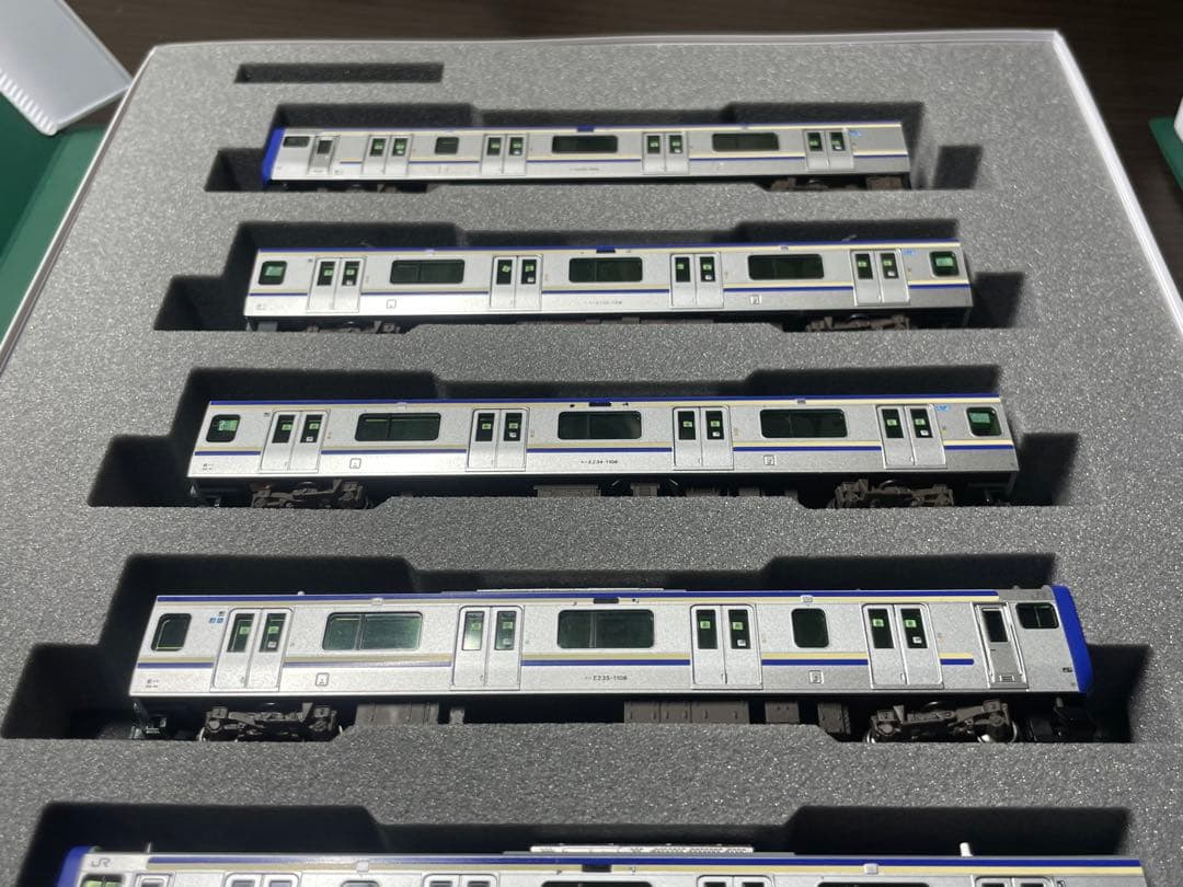 KATO E235系1000番台　Nゲージ　付属編成　4両