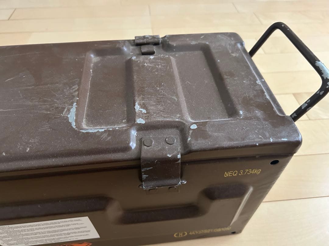 ミリタリーボックス　イギリス軍　アンモ缶　道具箱