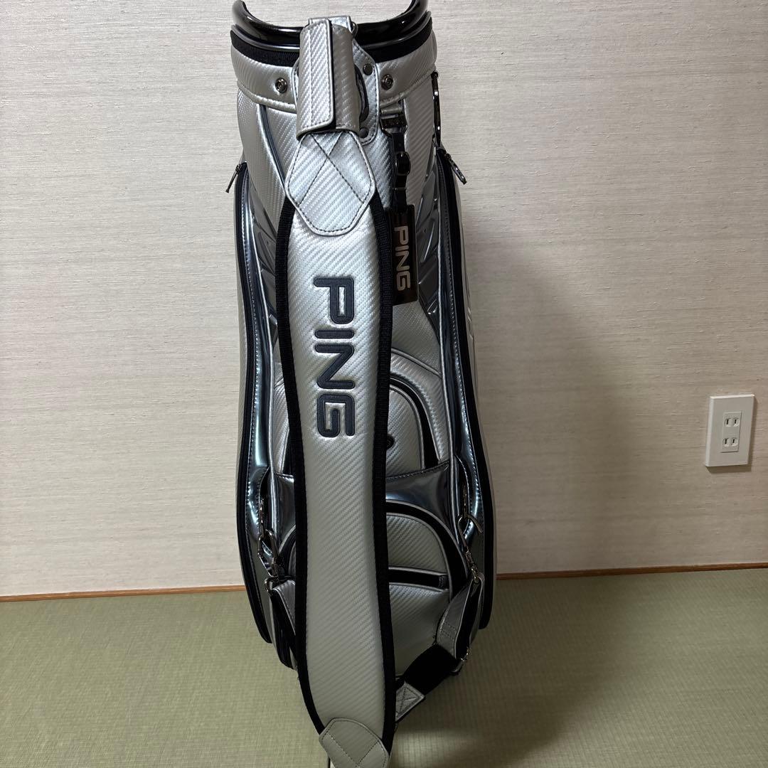 【24時間限定10%値引】PING3点式キャディバッグ９型【シルバー】超美品！