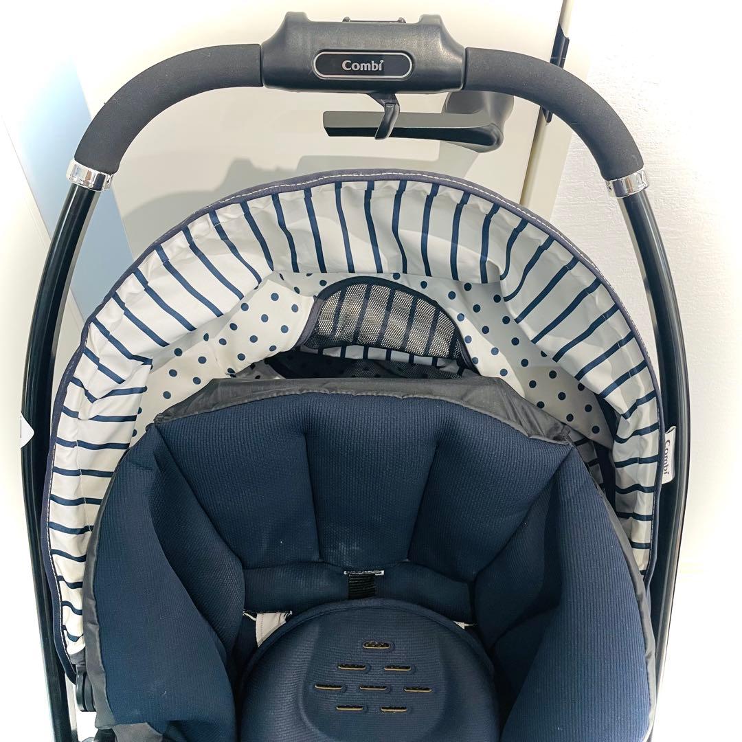 【美品】取説付★コンビベビーカーメチャカルハンディオート4キャスプリュイネイビー