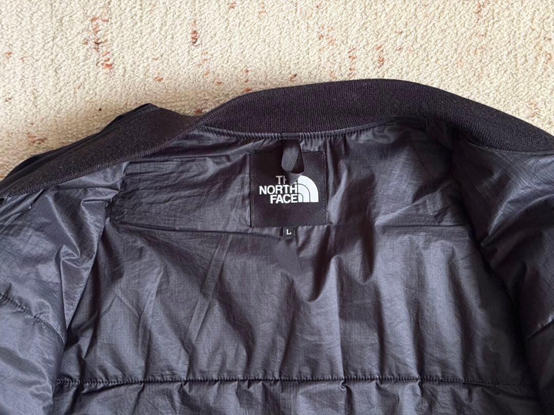ノースフェイス インサーレーションボンバージャケット ブラック L