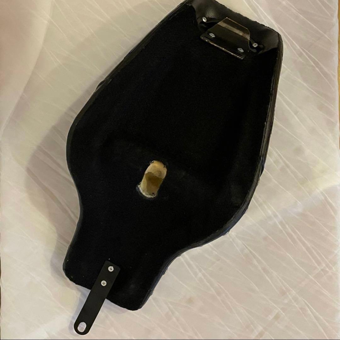 ガレージ T&F スタッド付きシングルシートタイプBフラット タイプ：ダイヤ