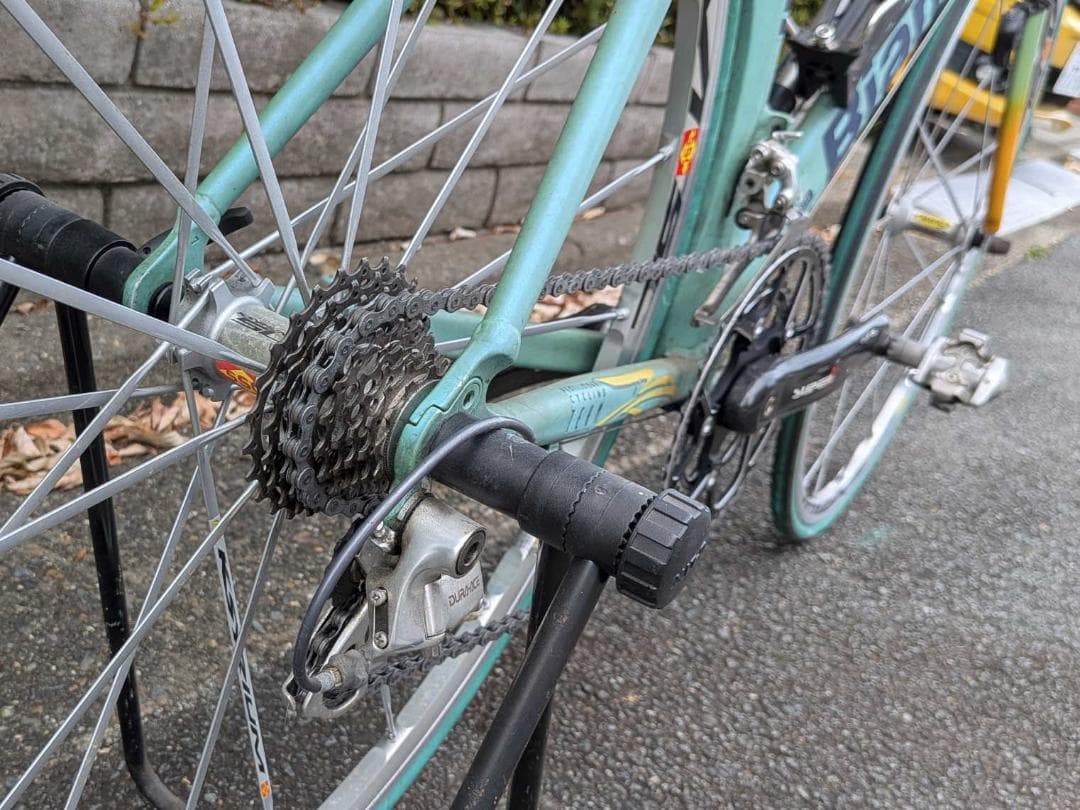 Bianchi ロードバイク 水色とオレンジ