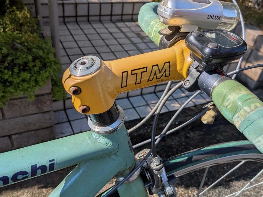 Bianchi ロードバイク 水色とオレンジ