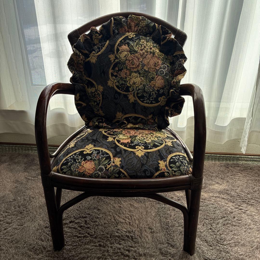 マルニ製　ラタン　花柄クッション付き 椅子　アンティーク