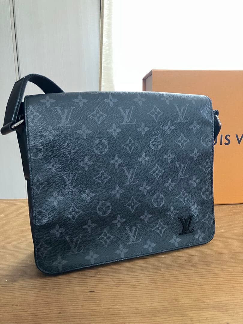 ルイ・ヴィトン ディストリクトPM ショルダーバッグ